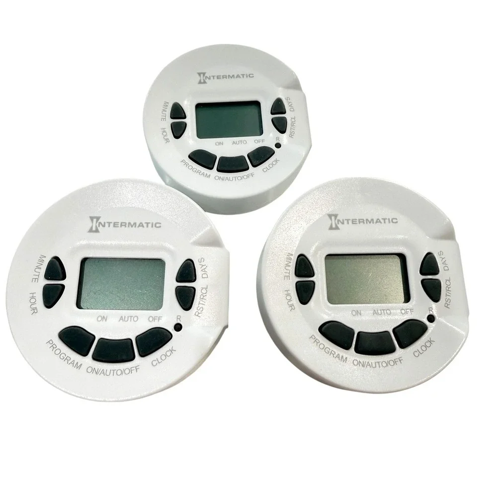 Lot‎ of 3 Intermatic Digital Lamp Light Timer Outlet DT300 Digital Timer